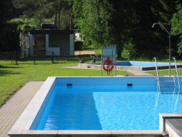 Unser Schwimmbecken